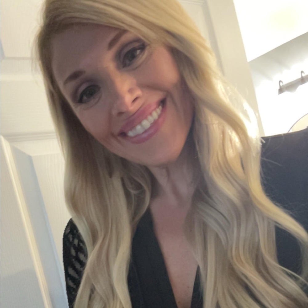 Meet your Posher, Stephanie